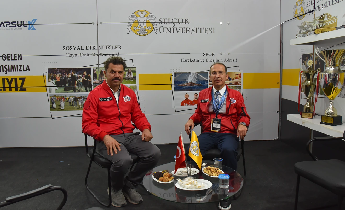 Rektör Yılmaz, TEKNOFEST Adana’da öğrencilerle buluştu
